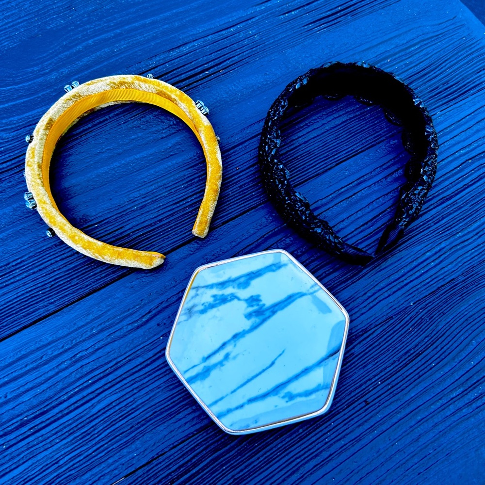 Bundle two headbands + ring tray
